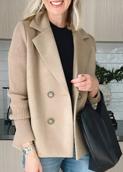 ANNE™ | Tijdloze Elegantie in een Mantel