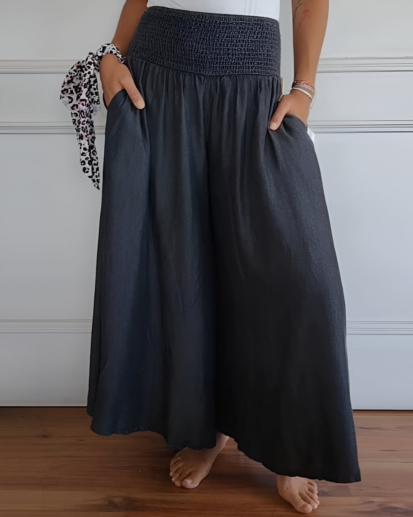 Yara™ | Luchtige damesbroek met elastische taille en diepe zakken