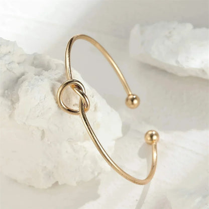 Gouden Armband met Knoopdetail