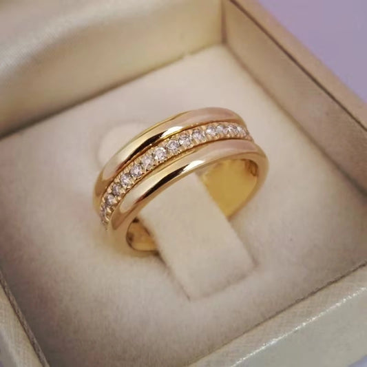 Nadia | Dames Ring met Sprankelende Zirconia